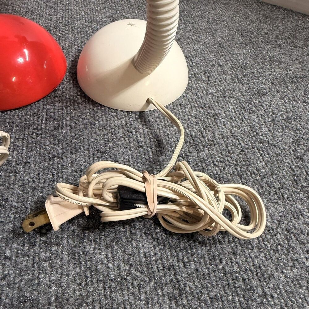 Vintage Airplane Desk Lamp Set Of 2 Red White Gooseneck Plug In Kids Room Taiwan - Picture 6 of 16